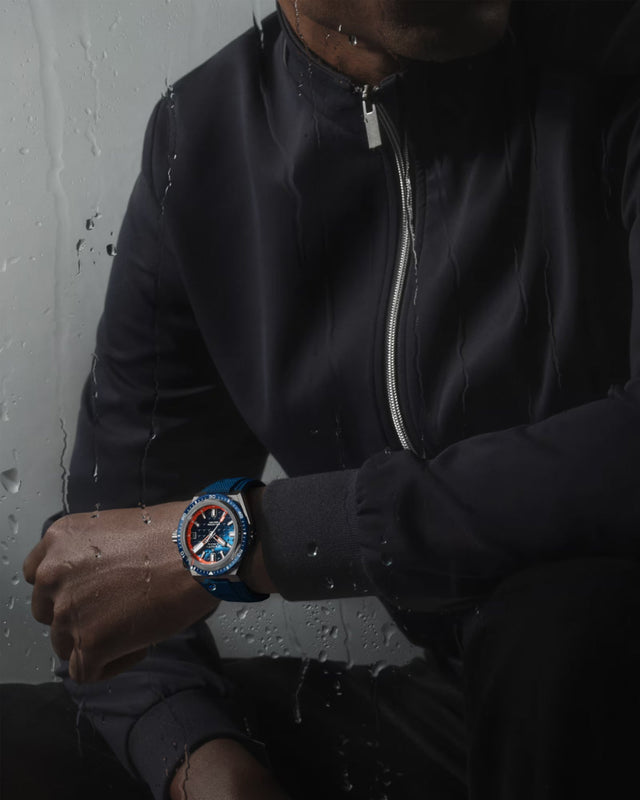 Defy Extreme Diver