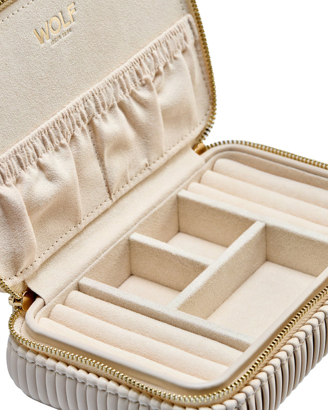 Wolf Bella Travel Zip Case Bone