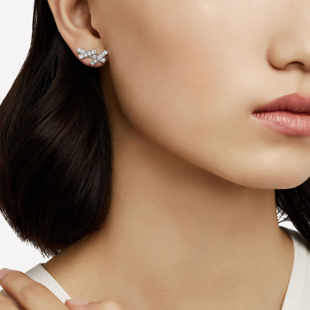 Threads Diamond Mini Earrings