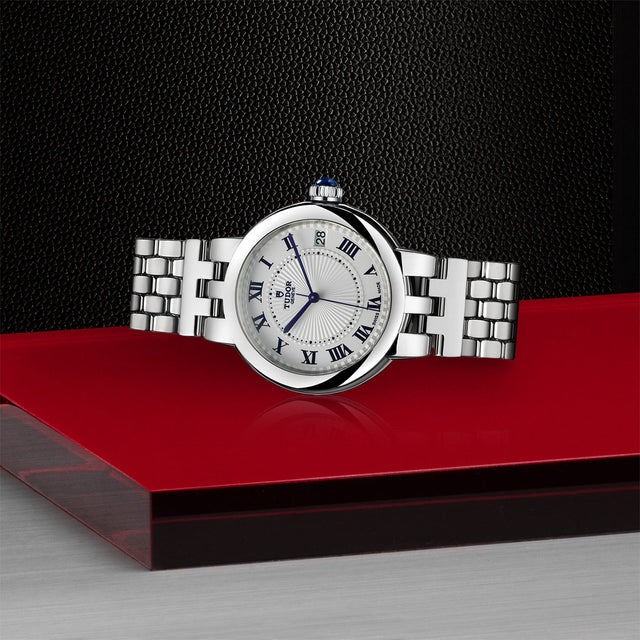 TUDOR Clair de Rose M35800 0001 Layingdown