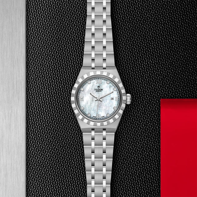 TUDOR Royal M28300 0005 Flatlay