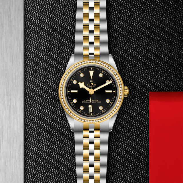 Tudor Watch Assets M79673 0005 Instore Flatlay
