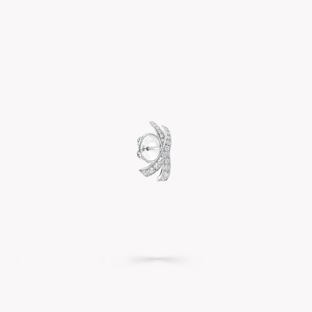 Kiss Pavé Diamond Stud Earrings