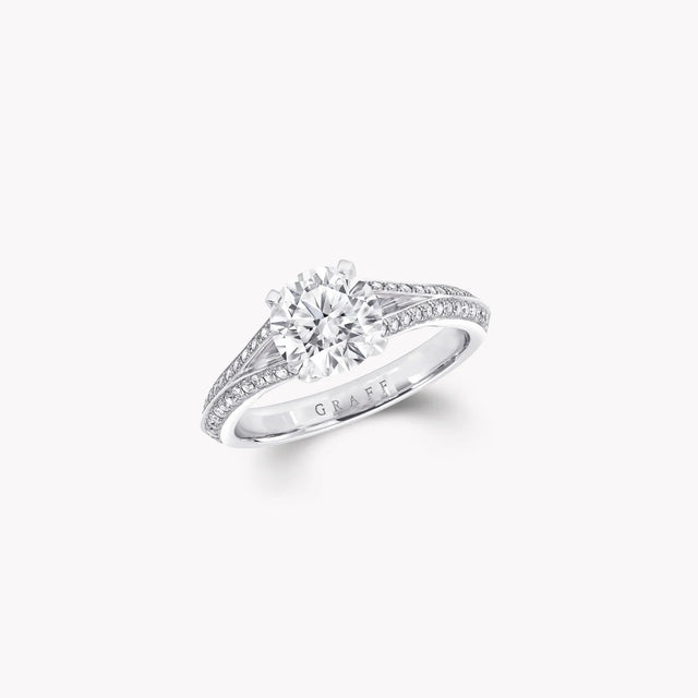 Legacy Round Diamond Engagement Ring