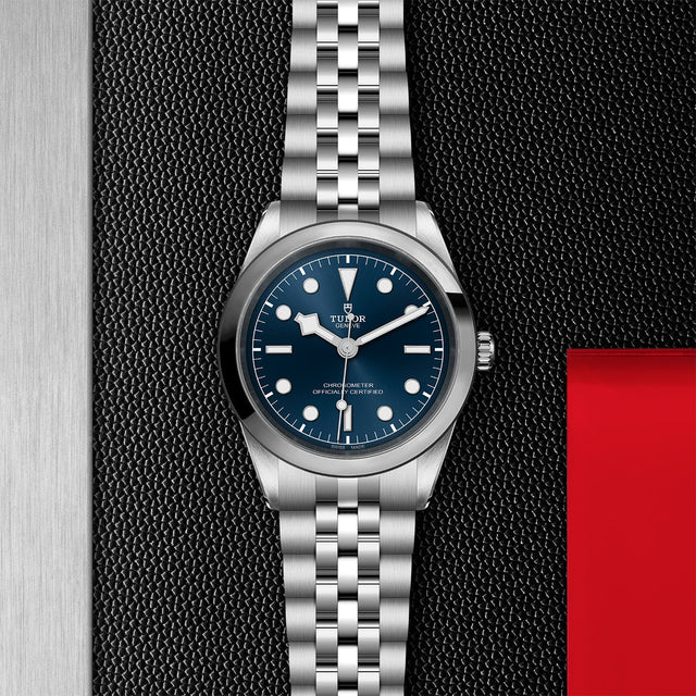 tudor m79680 0002 in store flat lay